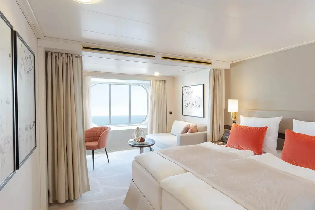 Suite mit PanoramafensterKat 1 / 2 / 3 - MS EUROPA