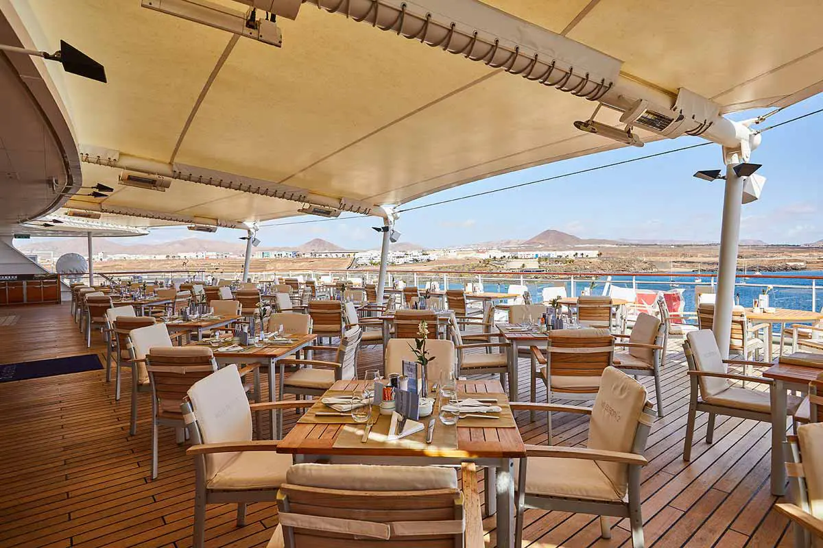 MS EUROPA 2 - Restaurant Yacht Club