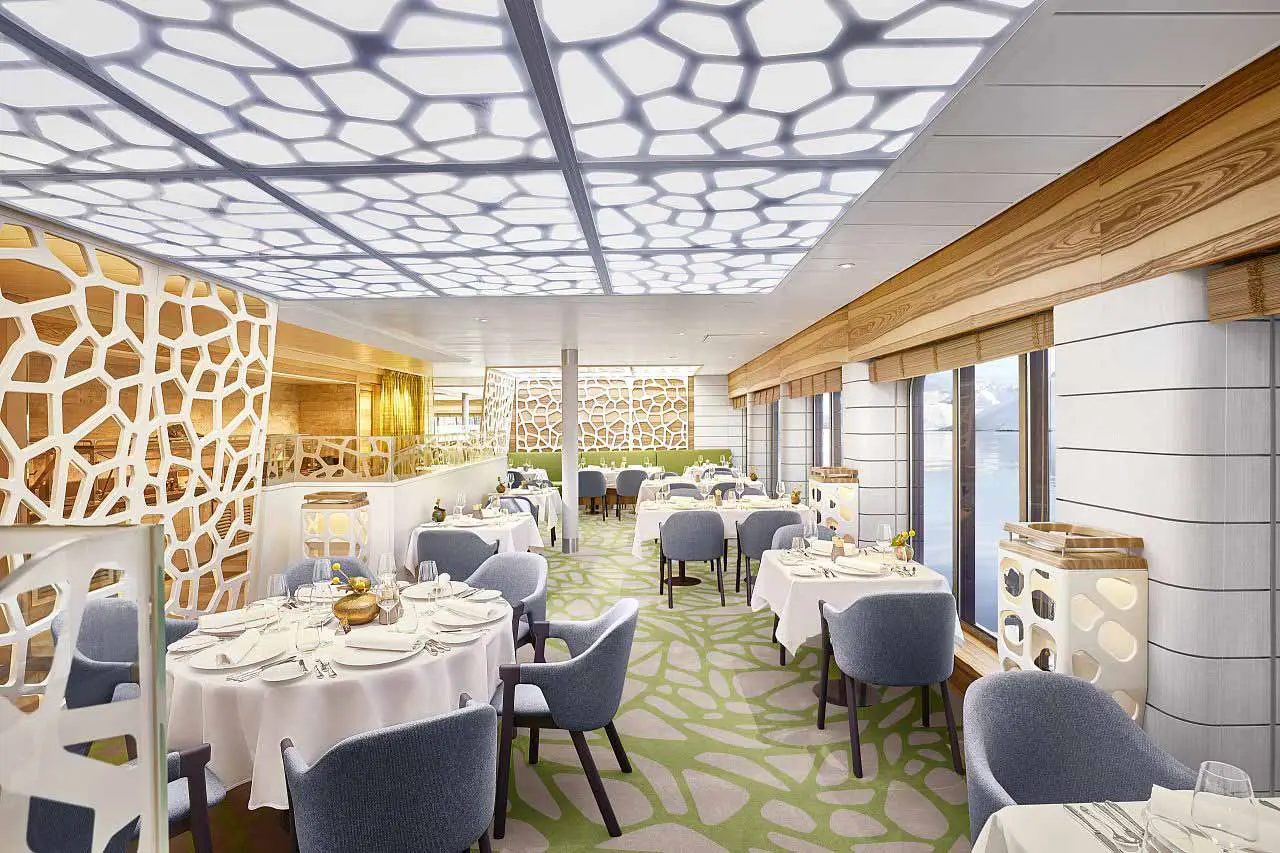 HANSEATIC Restaurant - HANSEATIC spirit
